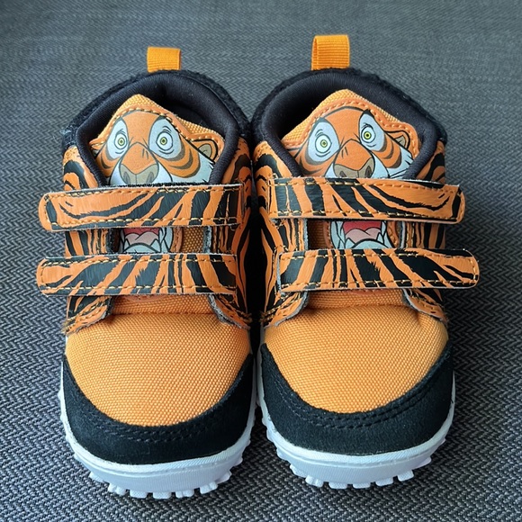 Disney Baby Sneakers - Picture 4 of 9